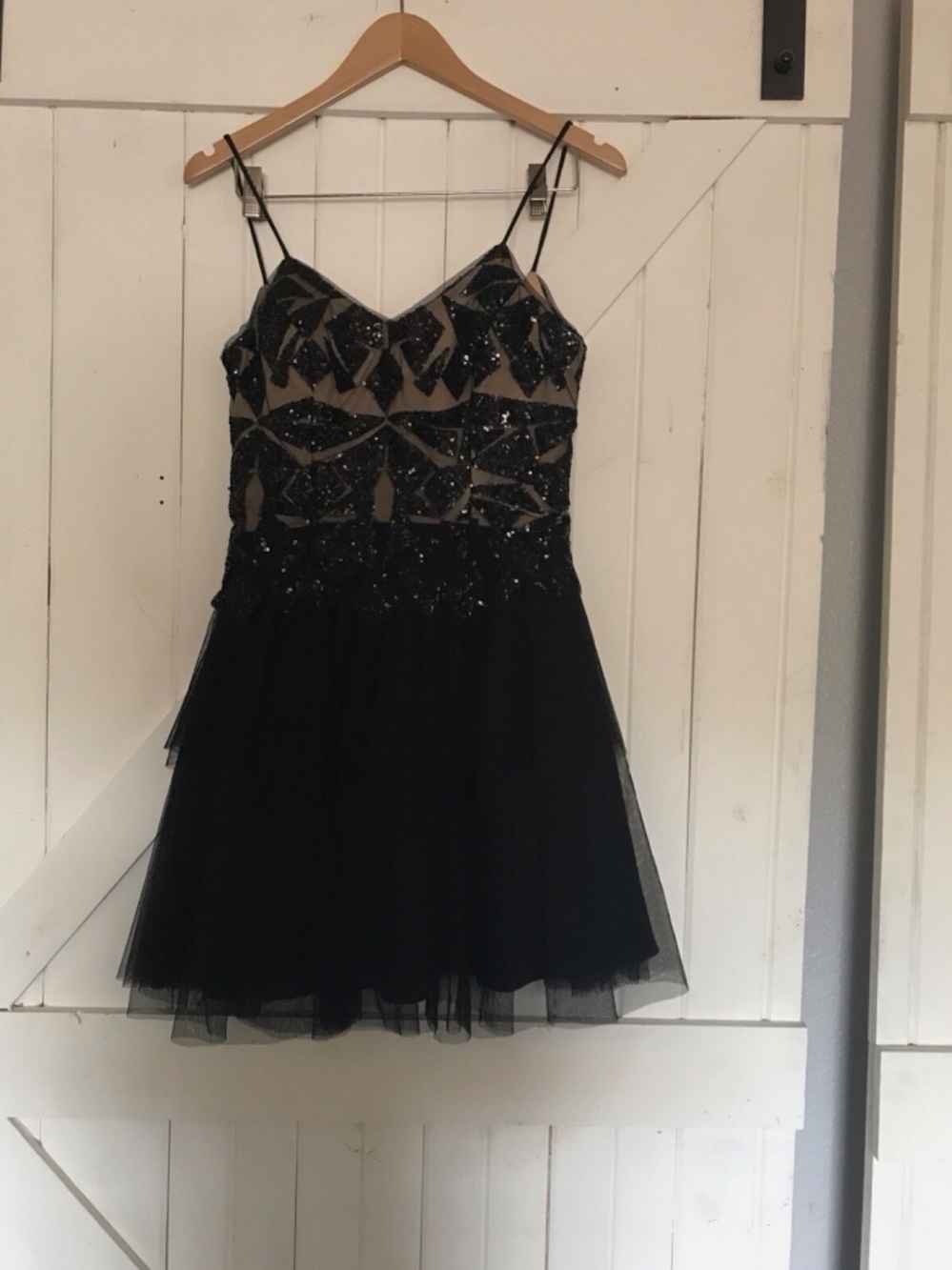 Betsy & Adam Size 4 Black Sequin Formal Fit and Flare Mini Dress
